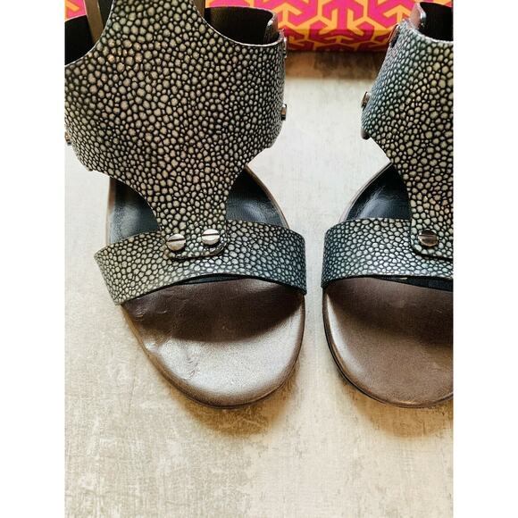 $375 TORY BURCH Teagan High Heel Gladiator Sandals Vegan Leather EUC Designer 9 - Picture 5 of 11